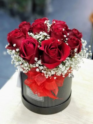 Aşkıma Kutuda Güller