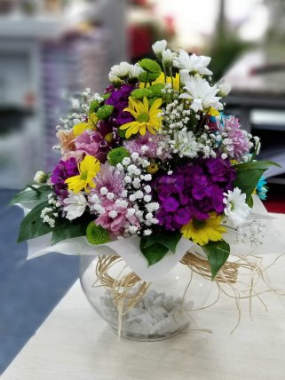 Cam Fanusta Renkli Kır Çiçekleri Aranjmanı