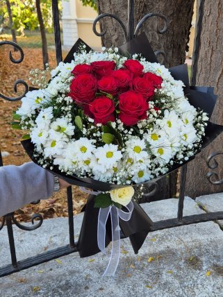 Güller Papatya İçinde, Altıntaş çiçek gönder