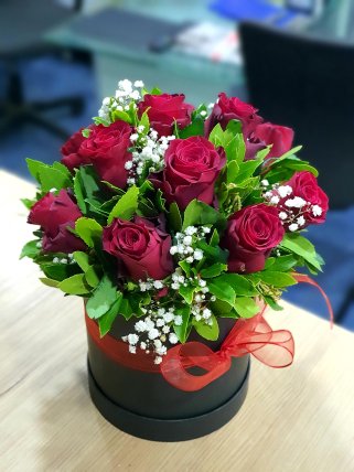 Kutuda Kaliteli Gül Aranjmanı, Kütahya Altıntaş çiçek siparişi