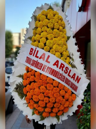 Sarı Turuncu Çelenk, Kütahya Altıntaş çiçek siparişi