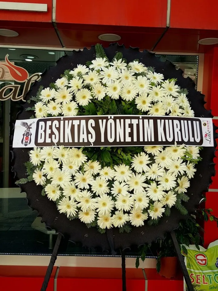 Beyaz Cenaze Çelengi 
