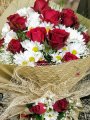 Çiçekçi - Papatya ve Güller